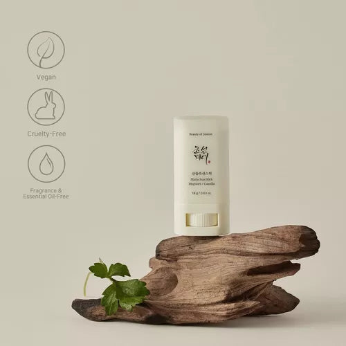 BEAUTY OF JOSEON - MATTE SUN STICK MUGWORT + CAMELIA SPF50 PA++++