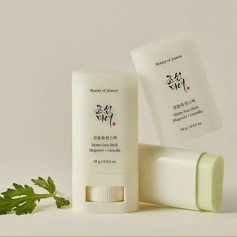 BEAUTY OF JOSEON - MATTE SUN STICK MUGWORT + CAMELIA SPF50 PA++++