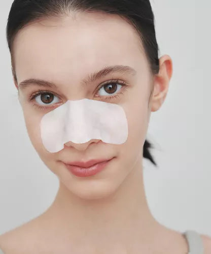 ILSO - NATURAL MILD CLEAR NOSE PACK 3g/4g